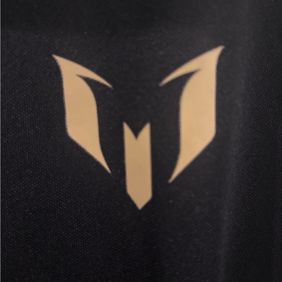 Men’s Athletic Adidas Black Jacket with Gold Stripes /Aeroready Slim Fit XL - Picture 2 of 5